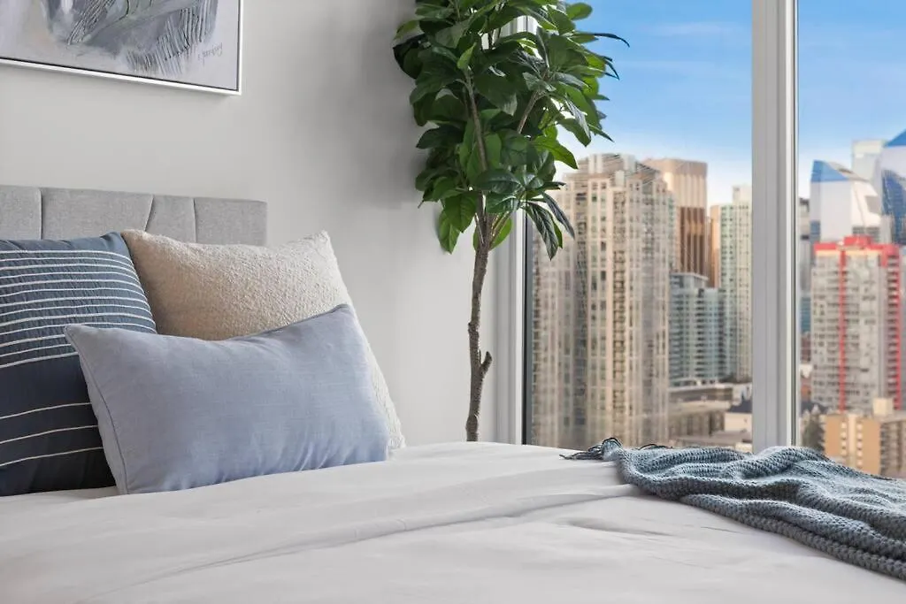 דירה YYC Studio Just Steps From Stampede Park, Luxury Living קנדה